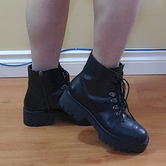 Zara Shoes - Combat boots